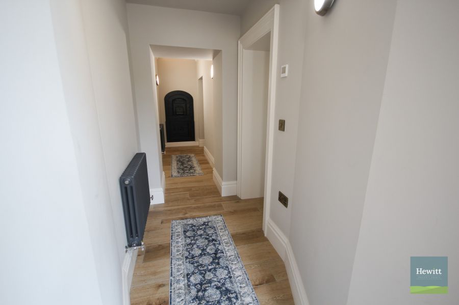 4e Gosford Castle
