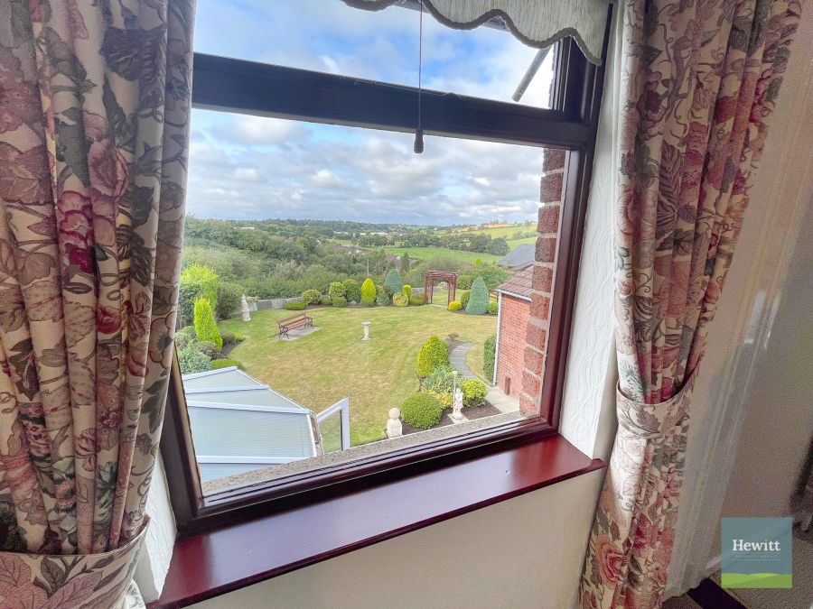 10 Maypole Park