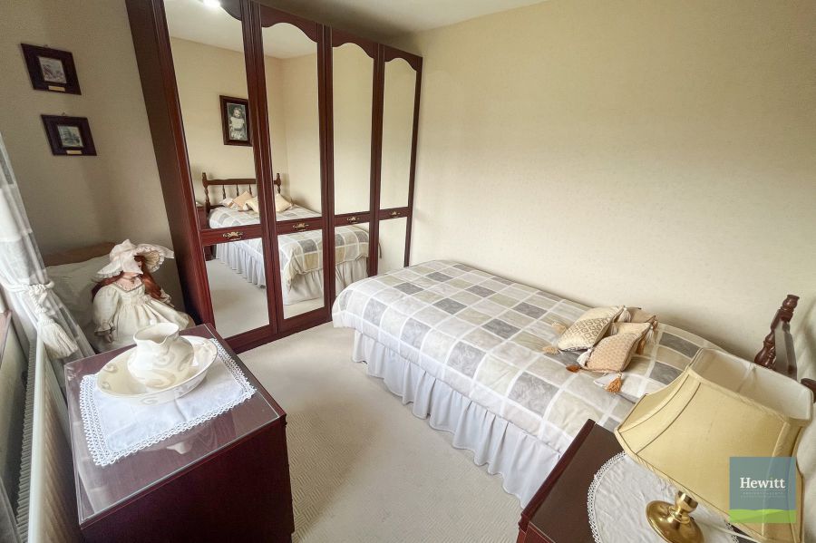 10 Maypole Park