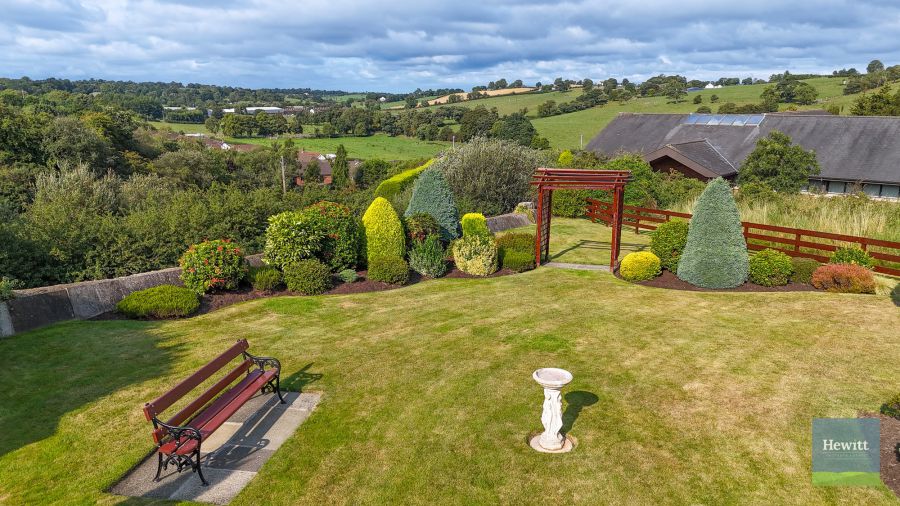 10 Maypole Park