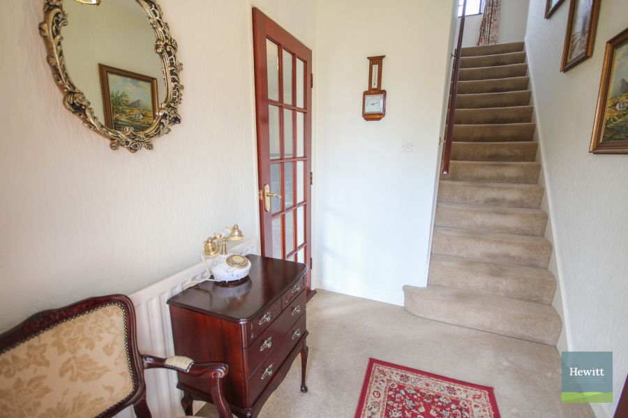 10 Maypole Park