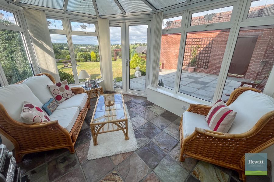 10 Maypole Park
