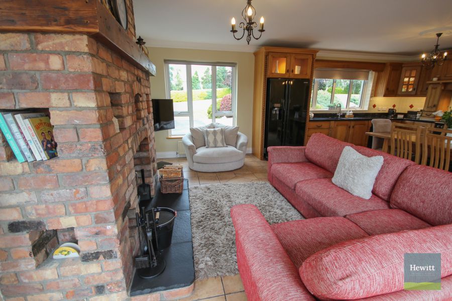 Oakvale 12 Church Road