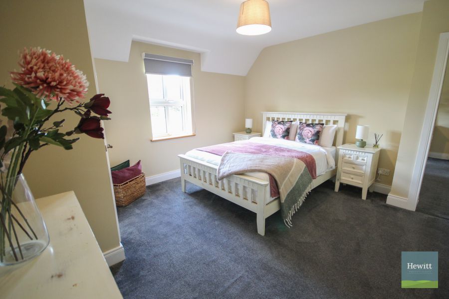 Oakvale 12 Church Road