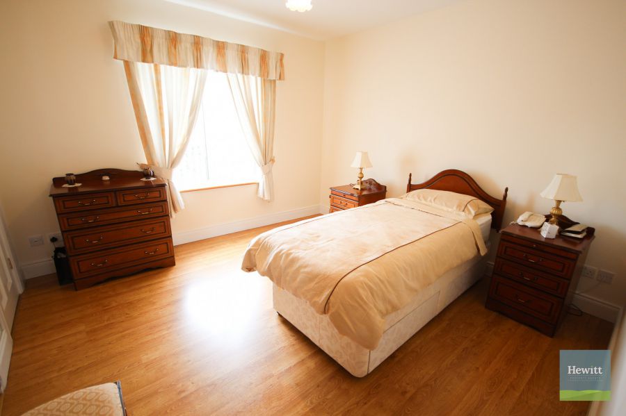 Oakvale 12 Church Road
