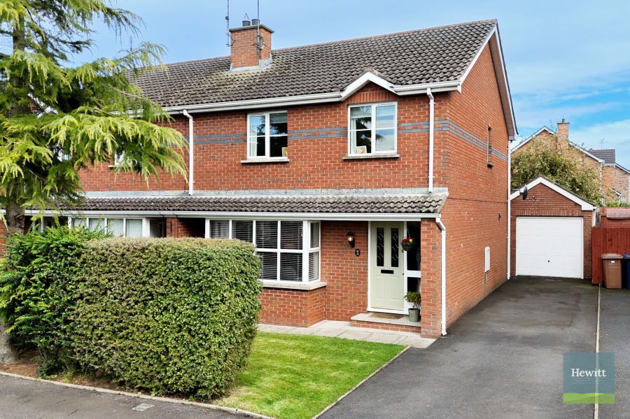 28 Mayesfield Villas