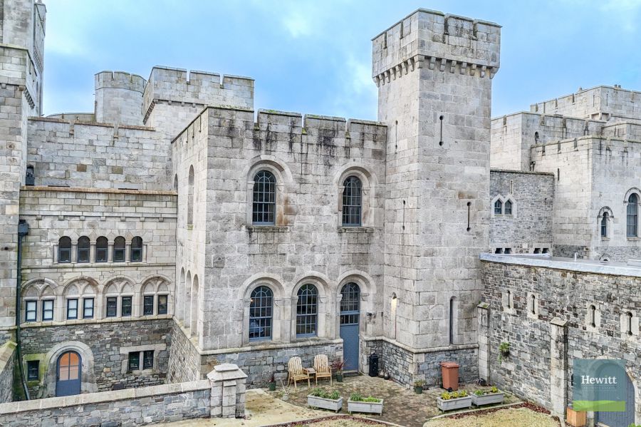 "The Lower Ward" 4C Gosford Castle