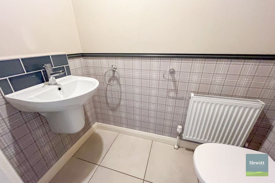 12 Gosford View Manor