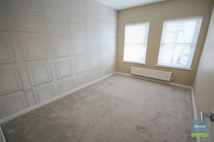 12 Gosford View Manor