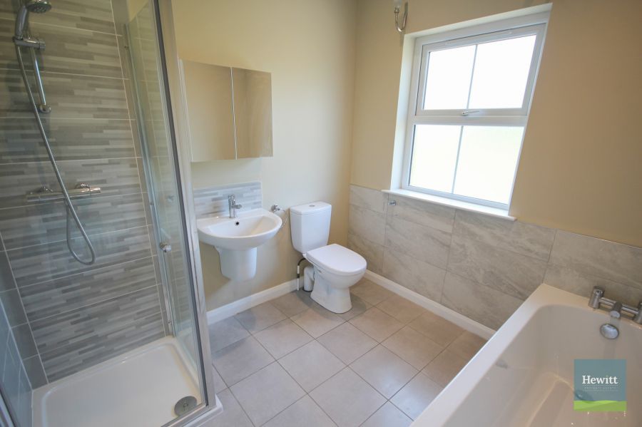 12 Gosford View Manor