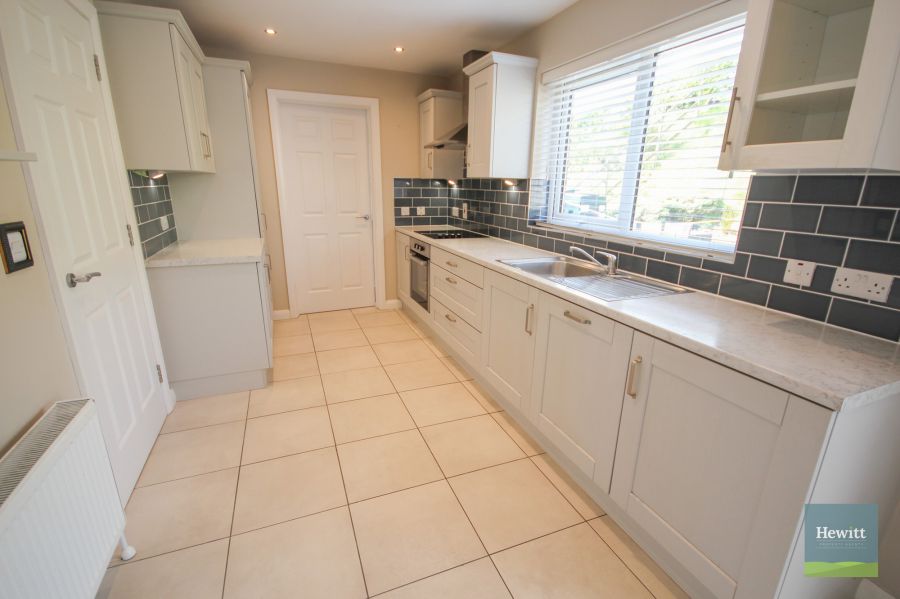 12 Gosford View Manor