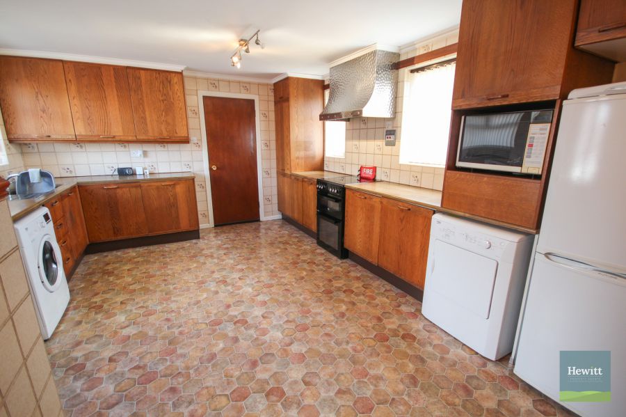 29 Hamiltonsbawn Road