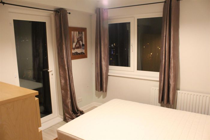 6E Stranmillis Court