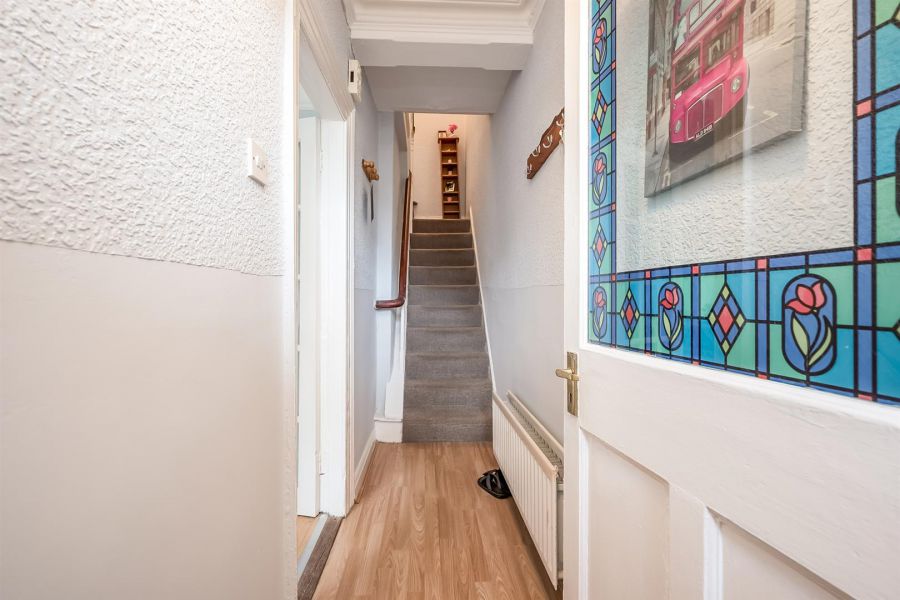 15 Rosebery Road 15 Rosebery Road