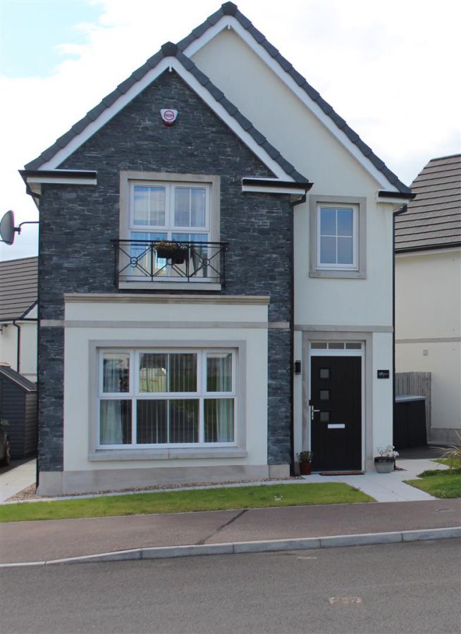 17 Rocklyn Crescent,donaghadee, BT21 0FY