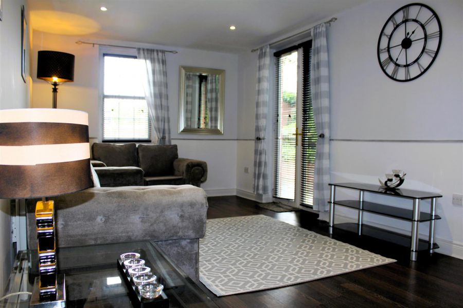 16 Milfort Mews