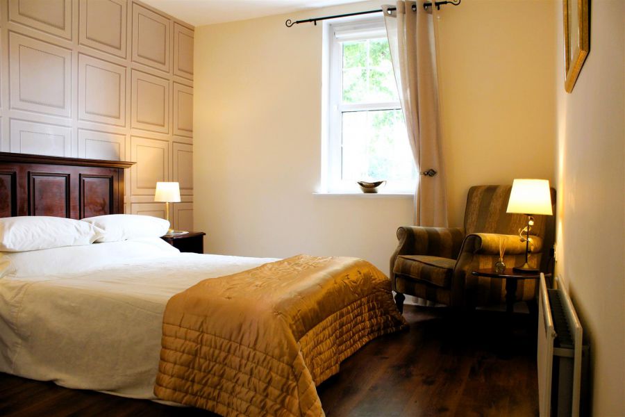 16 Milfort Mews