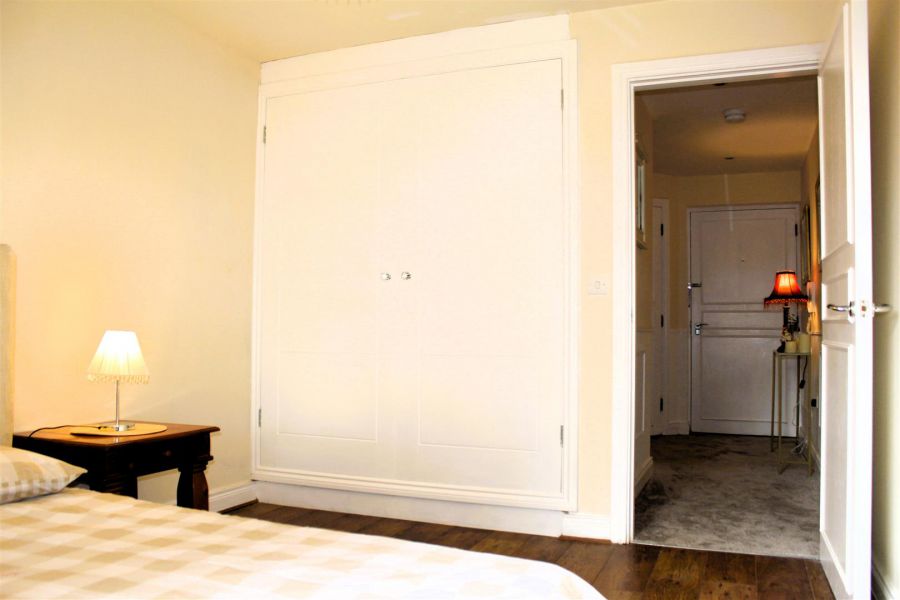 16 Milfort Mews