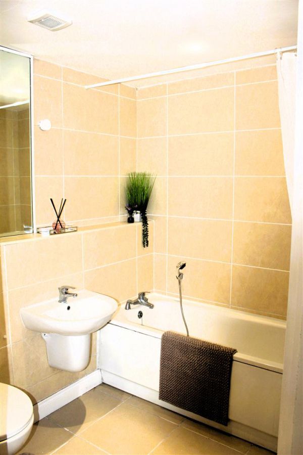16 Milfort Mews