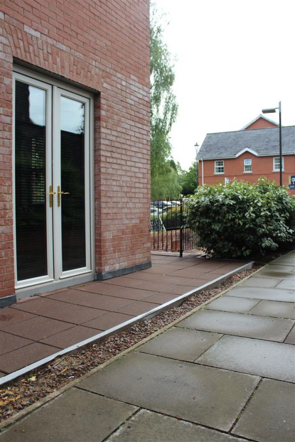 16 Milfort Mews