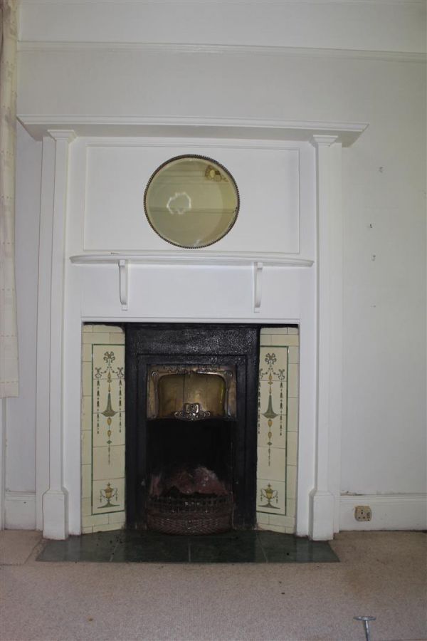 48 Knutsford Drive