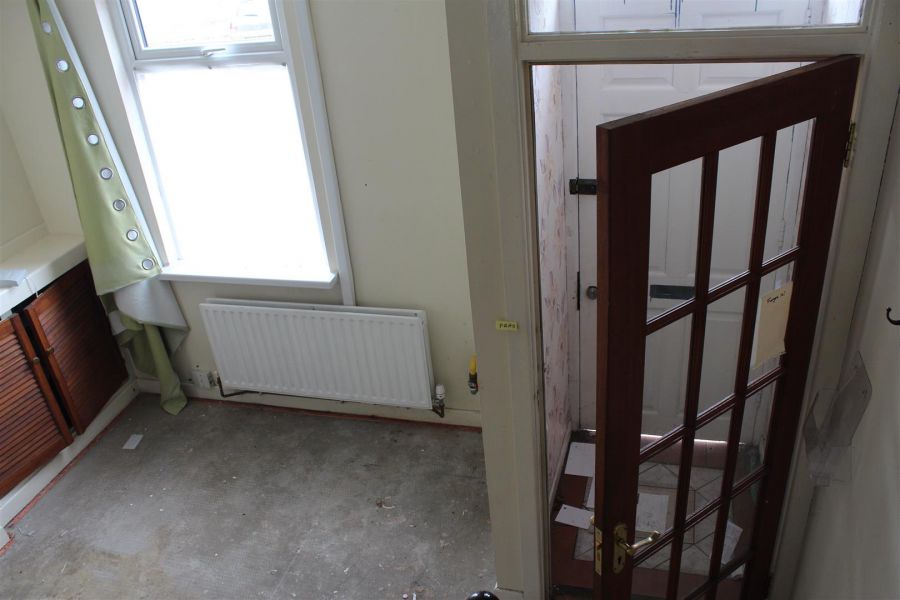 81 Avoniel Road