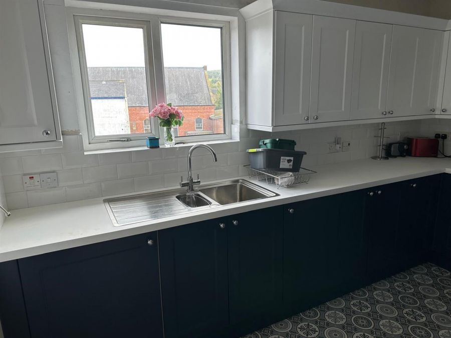 Flat, 18 O'neills Place