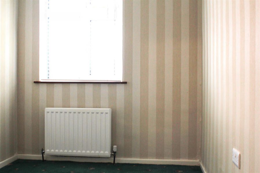 57 Roddens Crescent