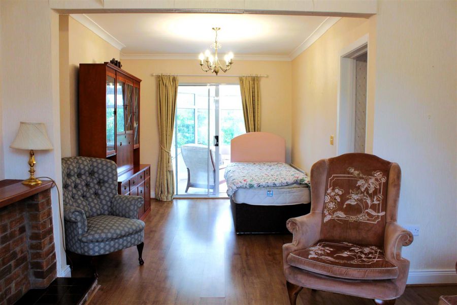 57 Roddens Crescent