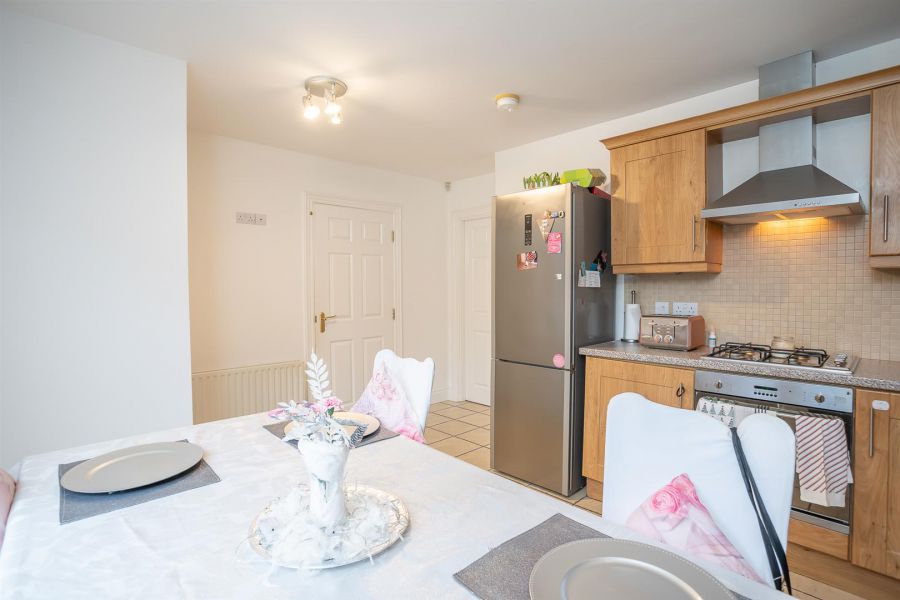 12 Lady Wallace Lane