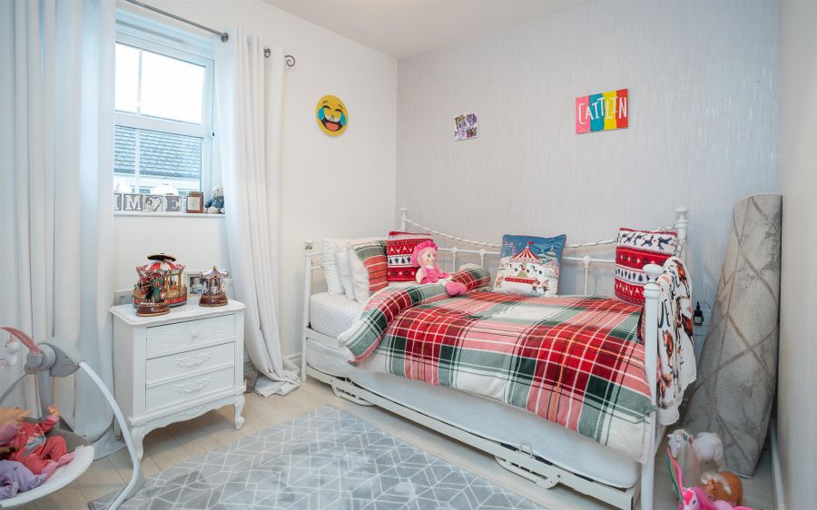 12 Lady Wallace Lane