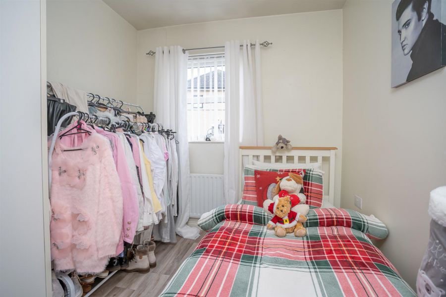 12 Lady Wallace Lane