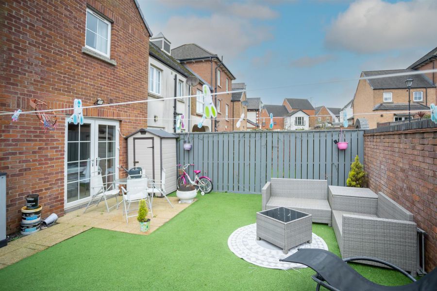 12 Lady Wallace Lane