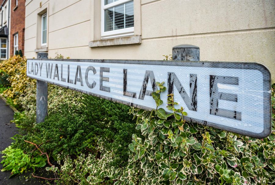 12 Lady Wallace Lane