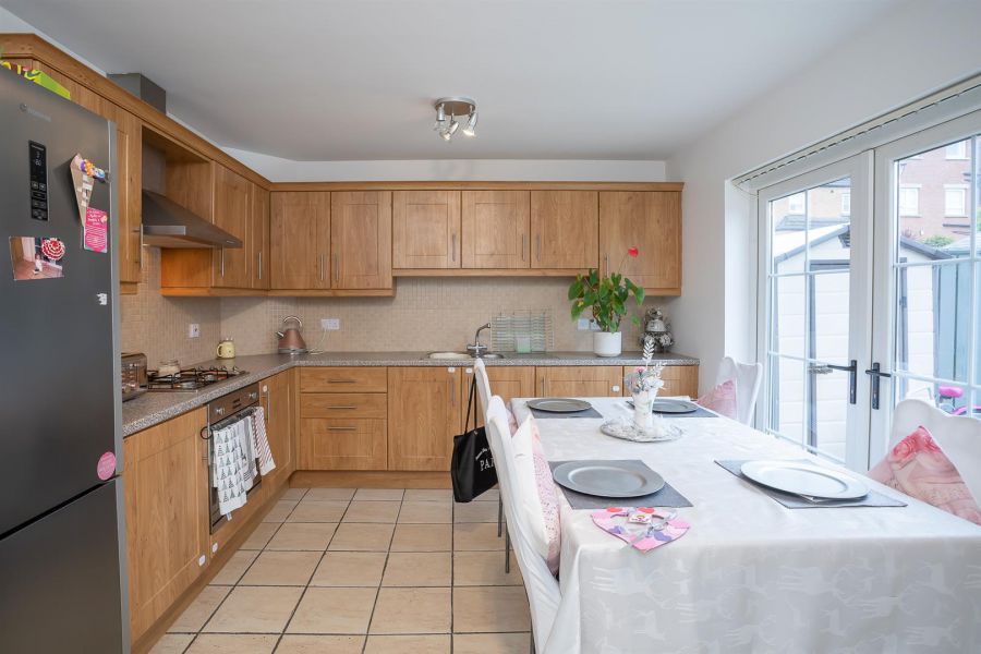 12 Lady Wallace Lane