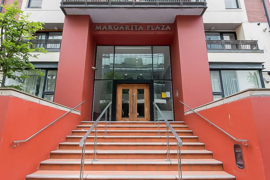 204 Margarita Plaza, 81 Adelaide Street