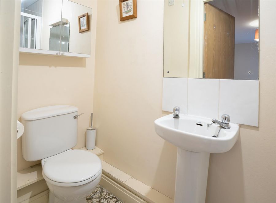 204 Margarita Plaza, 81 Adelaide Street