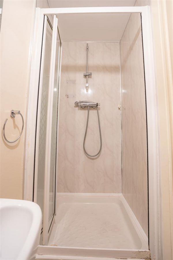 204 Margarita Plaza, 81 Adelaide Street