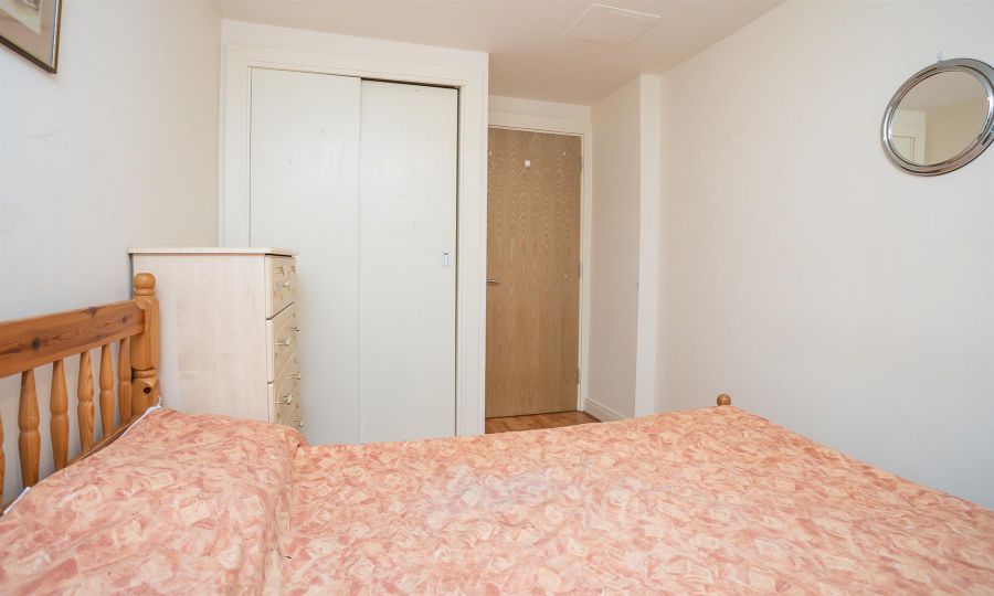 204 Margarita Plaza, 81 Adelaide Street