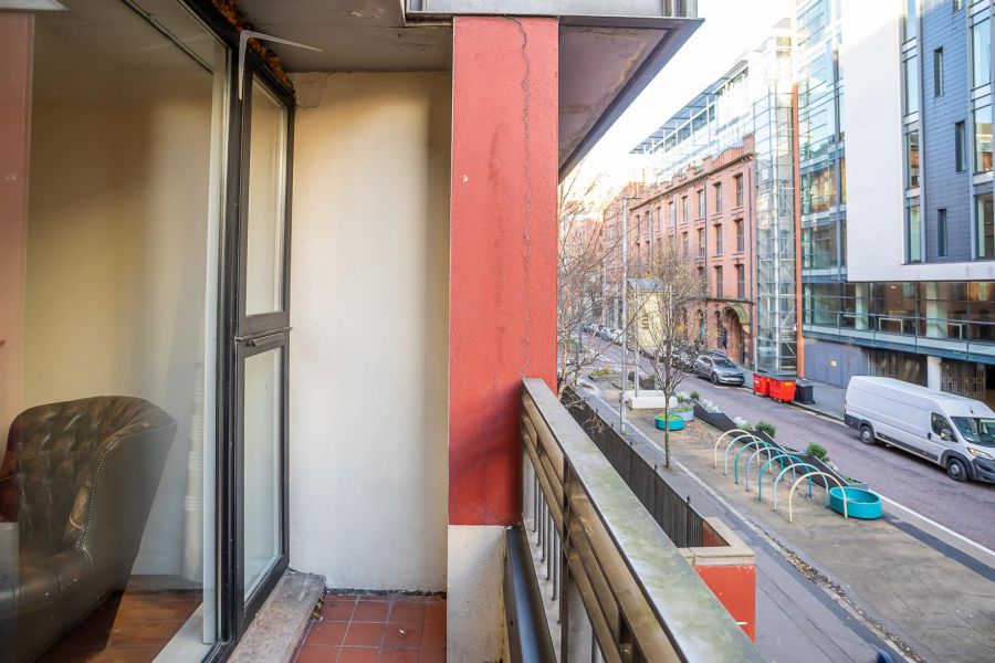 204 Margarita Plaza, 81 Adelaide Street