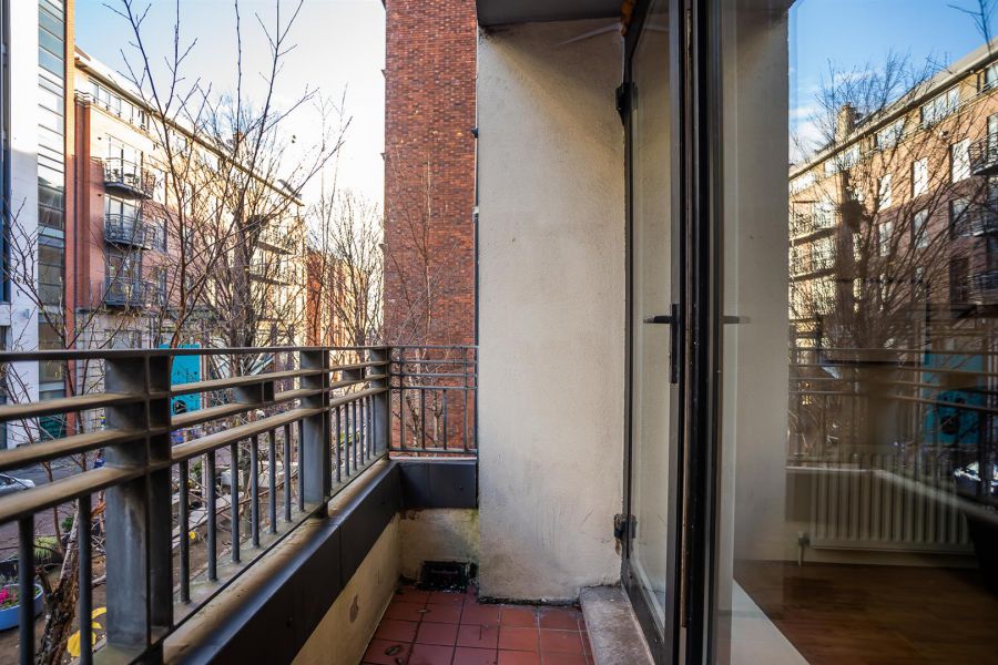 204 Margarita Plaza, 81 Adelaide Street