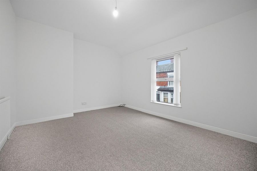 27 Glenvarlock Street