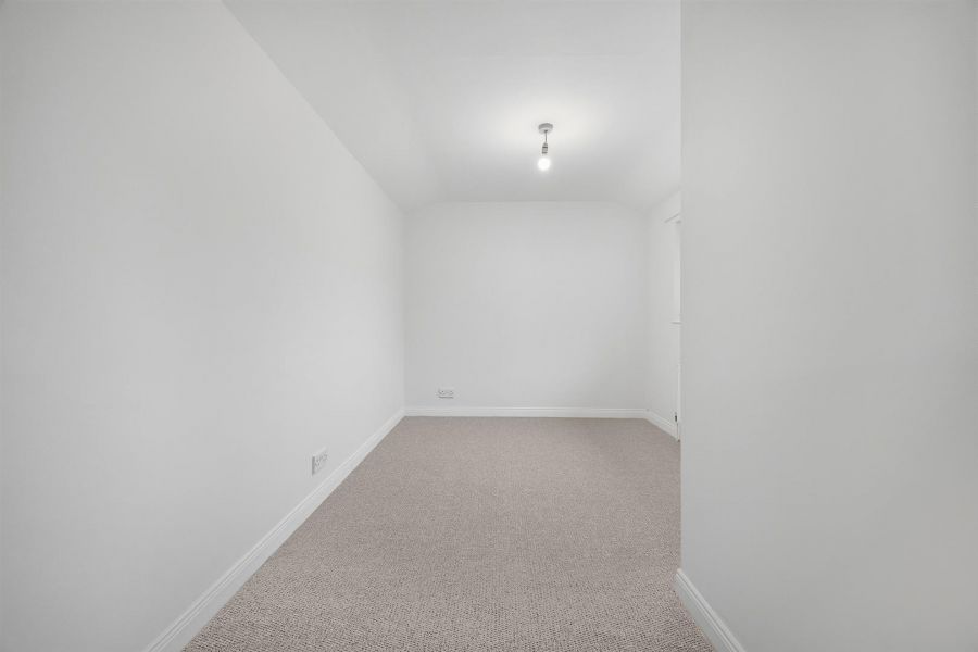 27 Glenvarlock Street