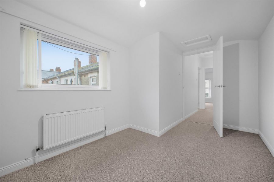 27 Glenvarlock Street