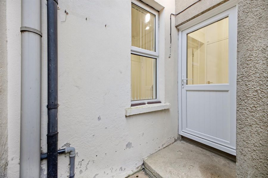 27 Glenvarlock Street