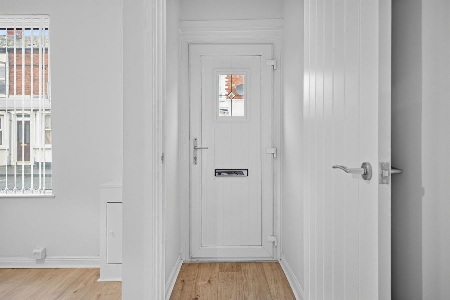 27 Glenvarlock Street