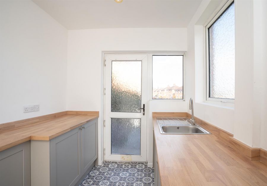 1 Orangefield Gardens