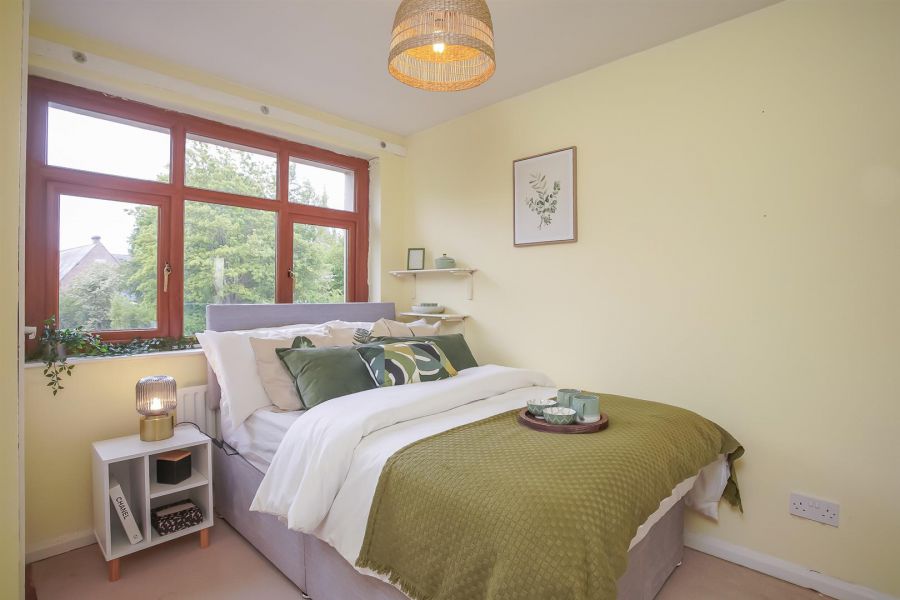 18 Hillview Place
