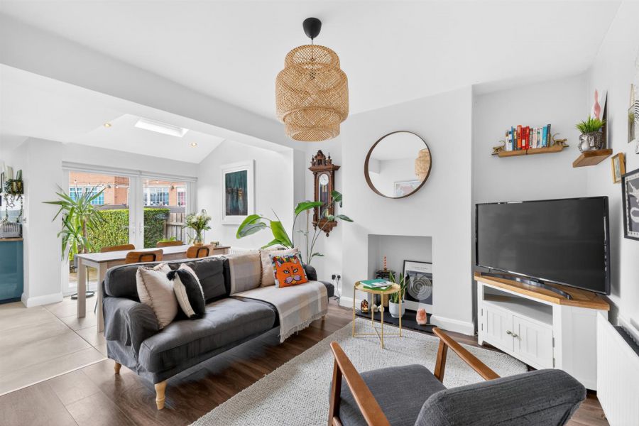 15 Chesterfield Park