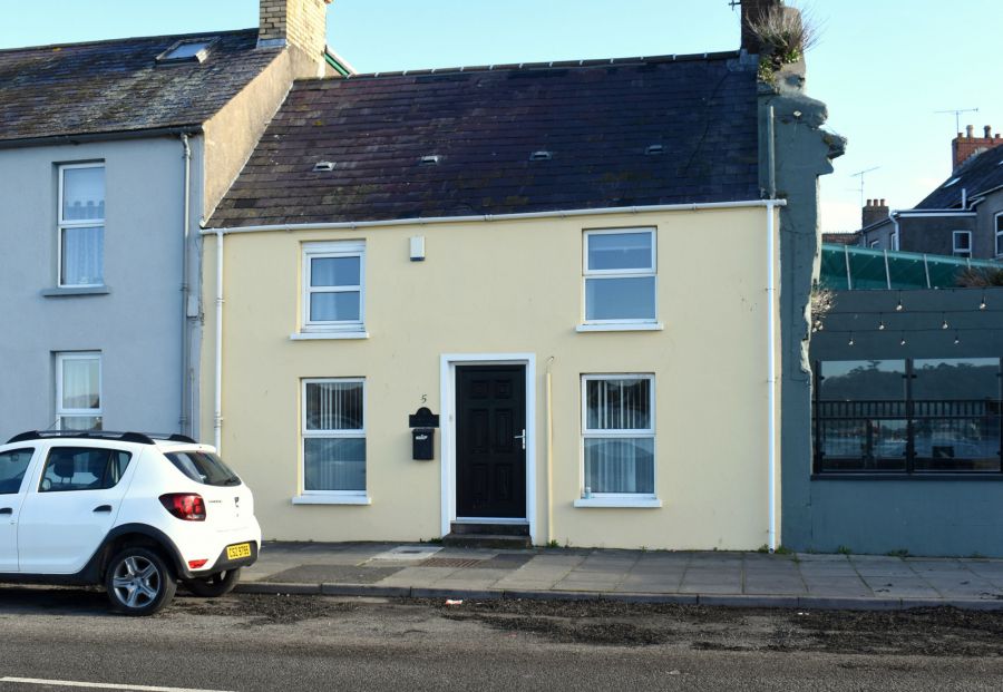 Hazels House, 5 The Strand